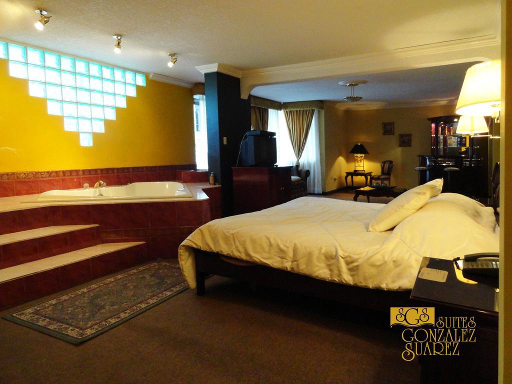 Hotel Suites Gonzalez Suarez Quito Bagian luar foto