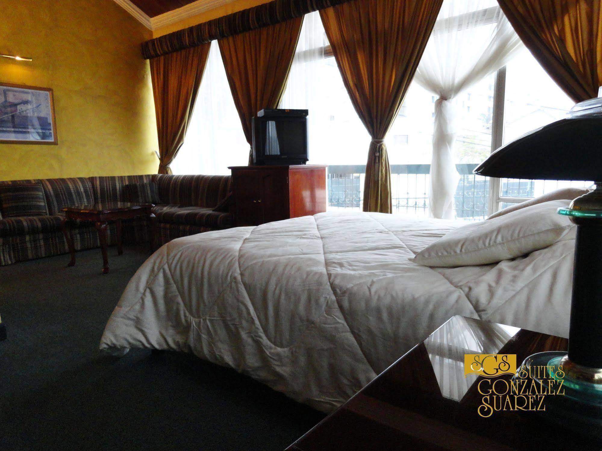 Hotel Suites Gonzalez Suarez Quito Bagian luar foto