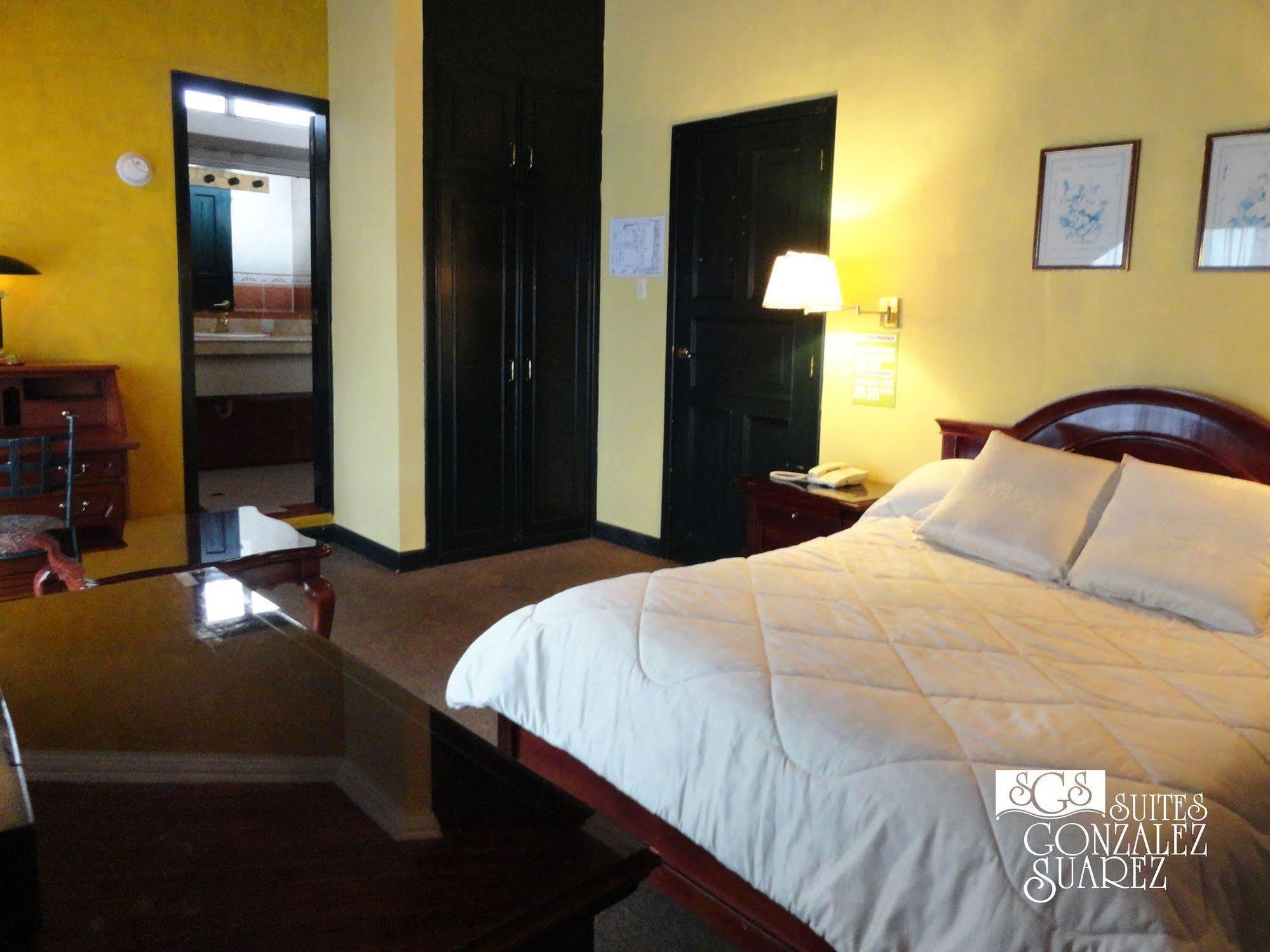 Hotel Suites Gonzalez Suarez Quito Bagian luar foto
